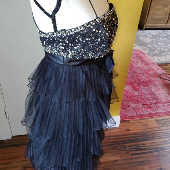 Aviena prom dress - Picture 4 of 8